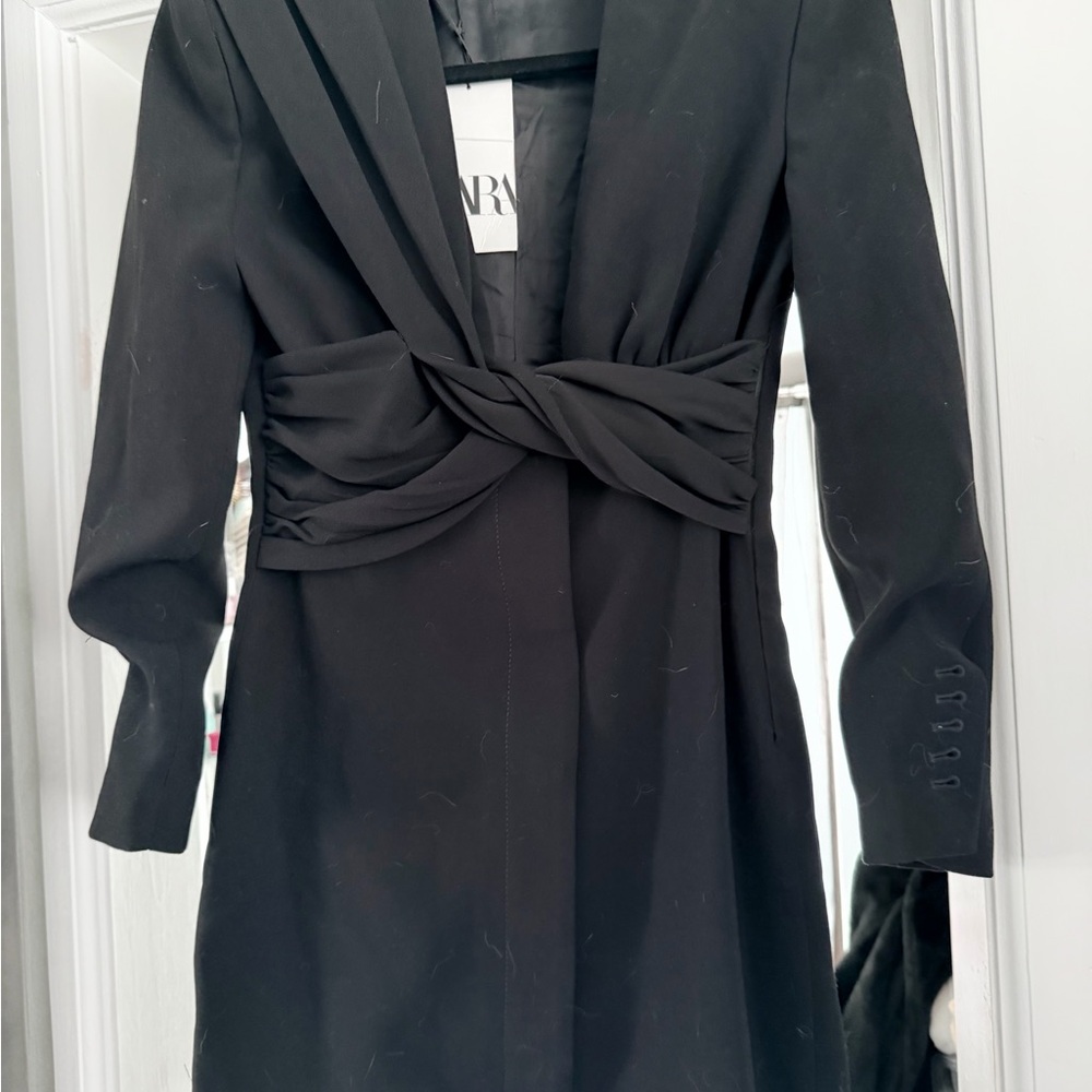 BNWT ZARA Deep V-Neck Twist Front Dress Black Small